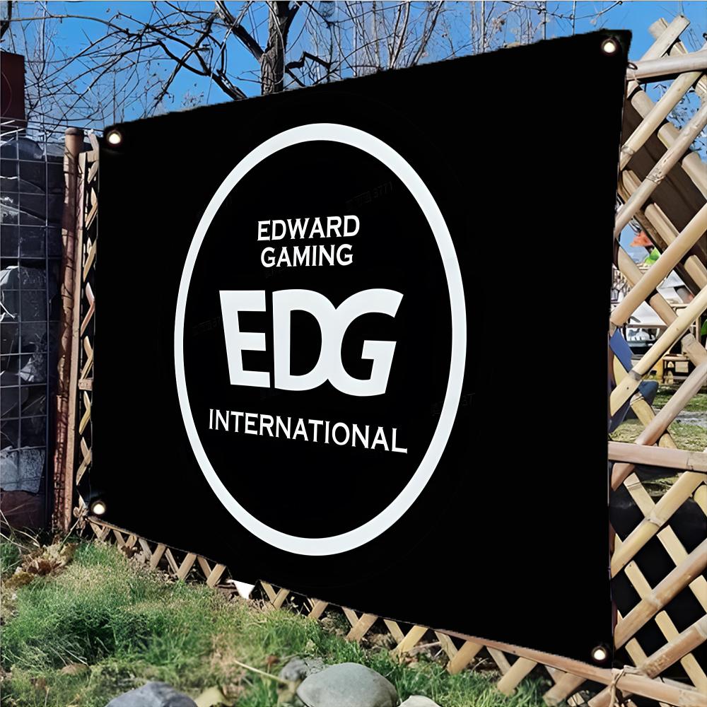 Club di e-sport E-Edward Gamin - Esports Gaming Club recensione e prezzo